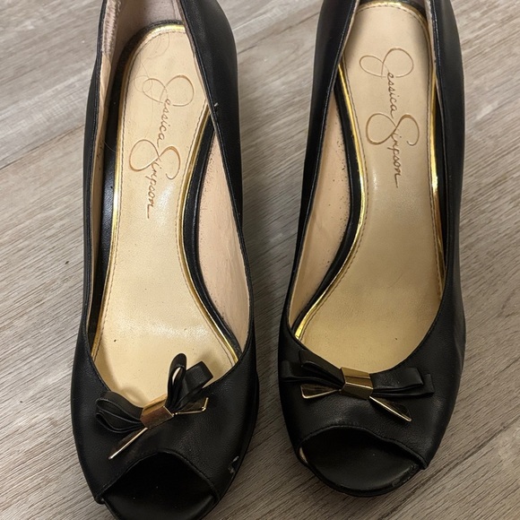 Jessica Simpson Black Wedges with Bow Detail - Picture 5 of 5